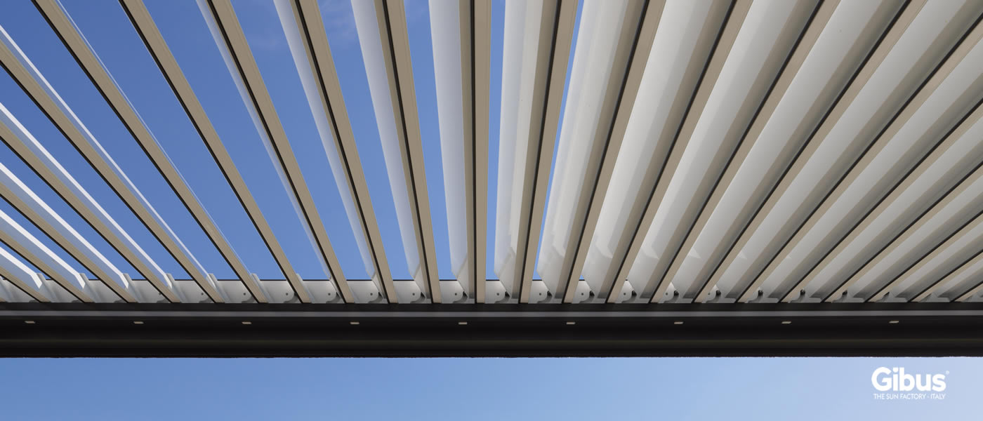 Pergola bioclimatica Med Varia Gibus
